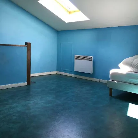 Sleep In St Amand サンタマン・レゾー